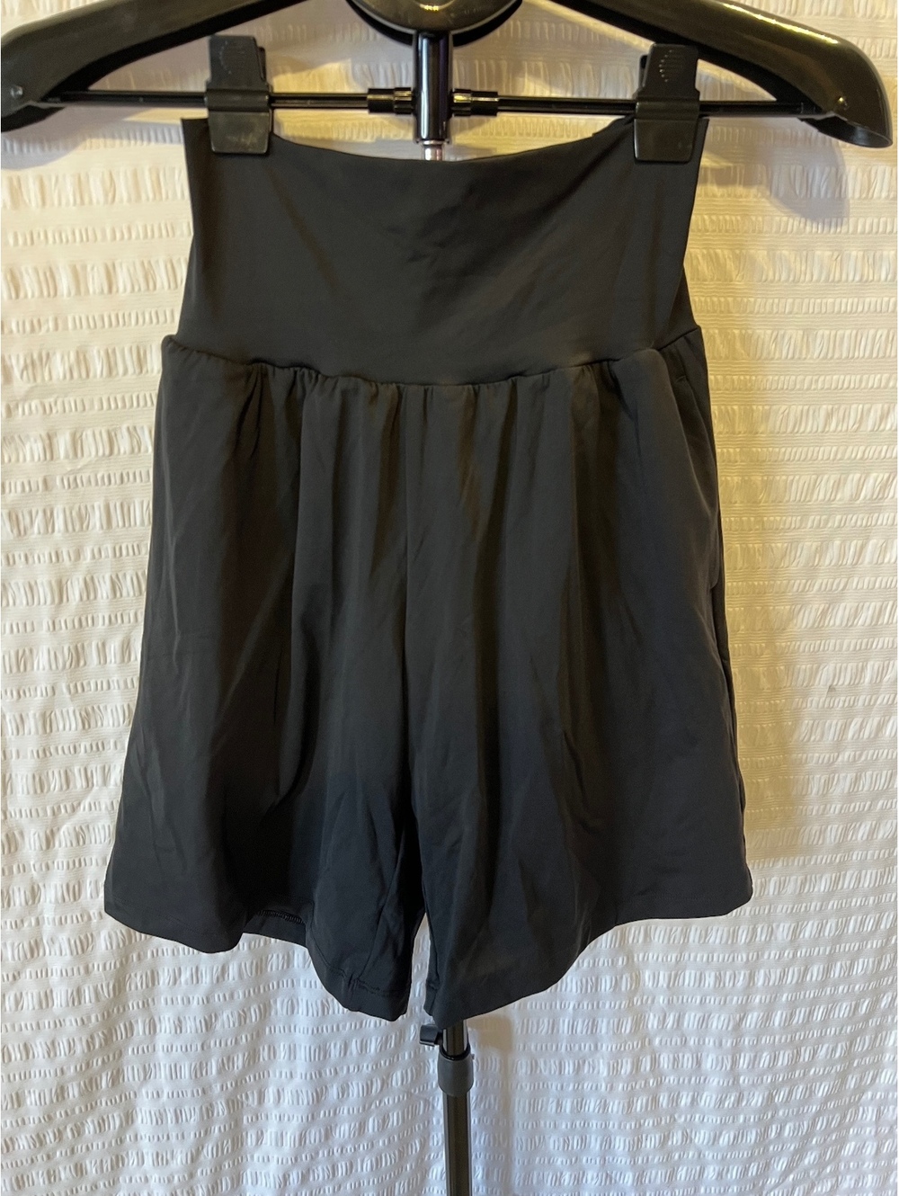 Halara Black Lined Shorts — Size S NWOT